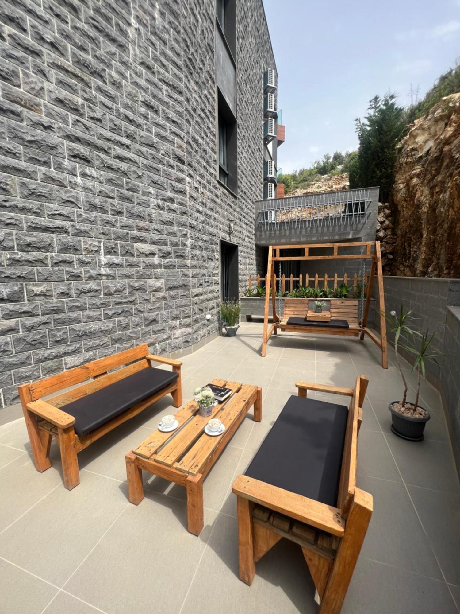 Grey Escape Apartments Qalhat Exterior photo